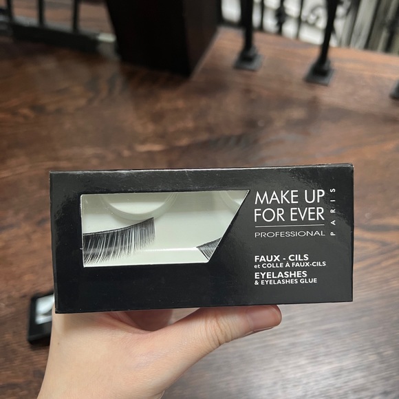 Makeup4ever false eyelashes - Picture 5 of 8